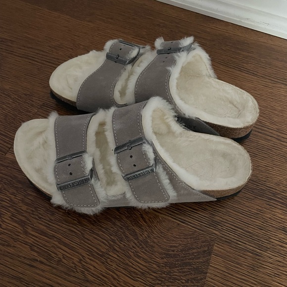 Birkenstock shearling grey Arizona sandals - Picture 2 of 4